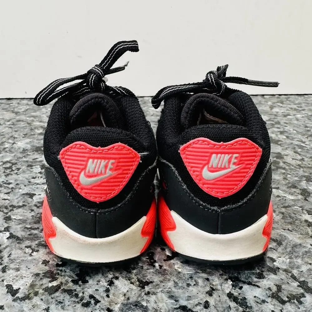 Nike Air Max 90 Toddler Sneaker US 4C Black Red Gray White